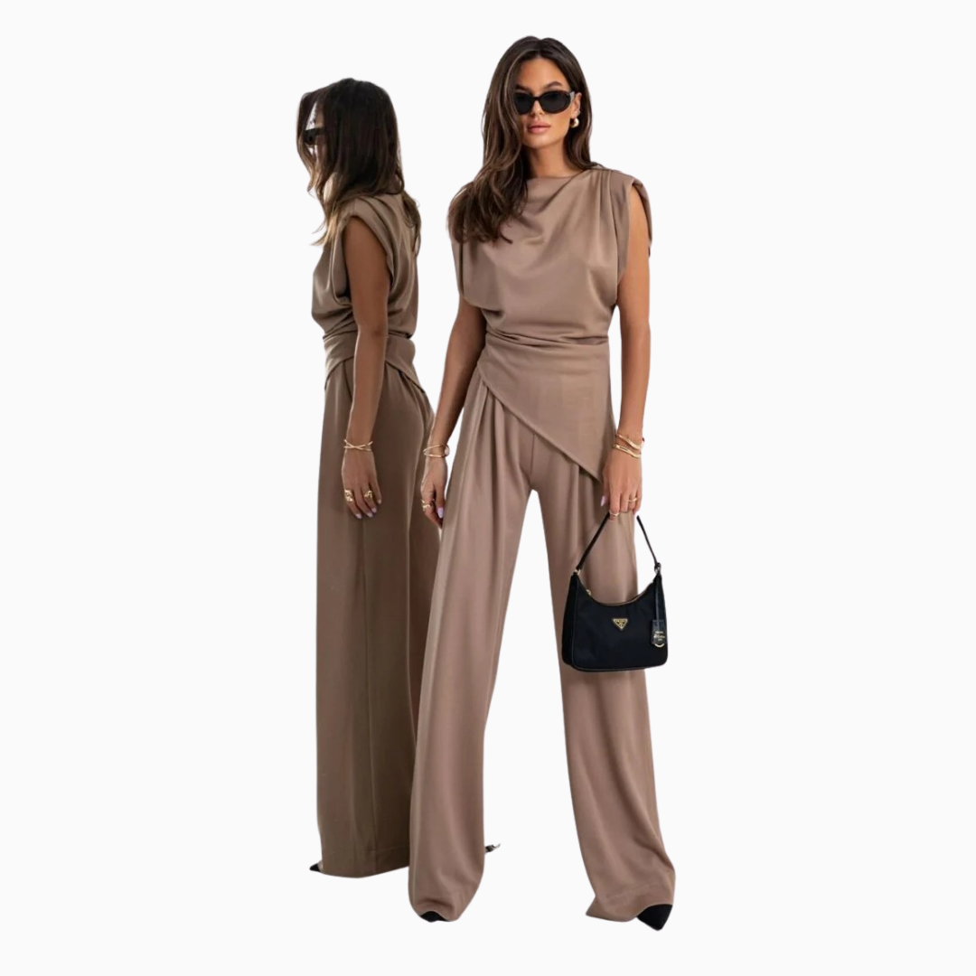 Ensemble femme deux pièces haut drapé sans manches et pantalon large élégant