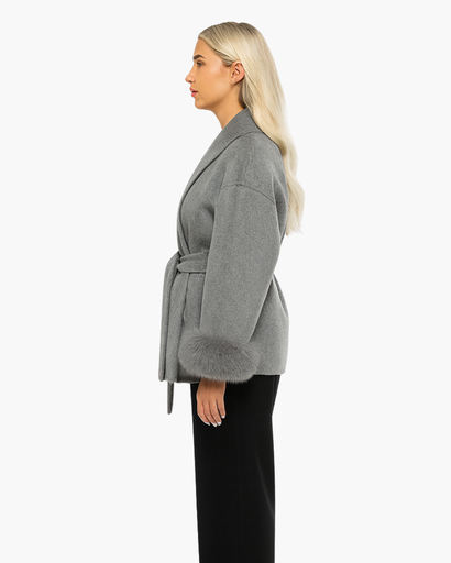 Manteau femme à ceinture - coupe ample avec manches élégantes