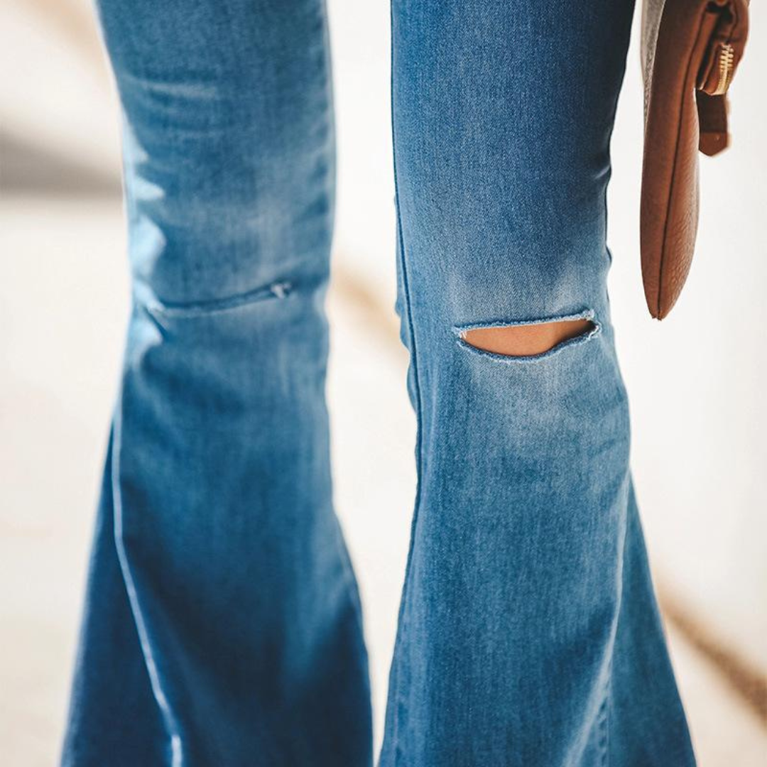 Amandine | jean flare femme à jambes très évasées avec détails fendus discrets