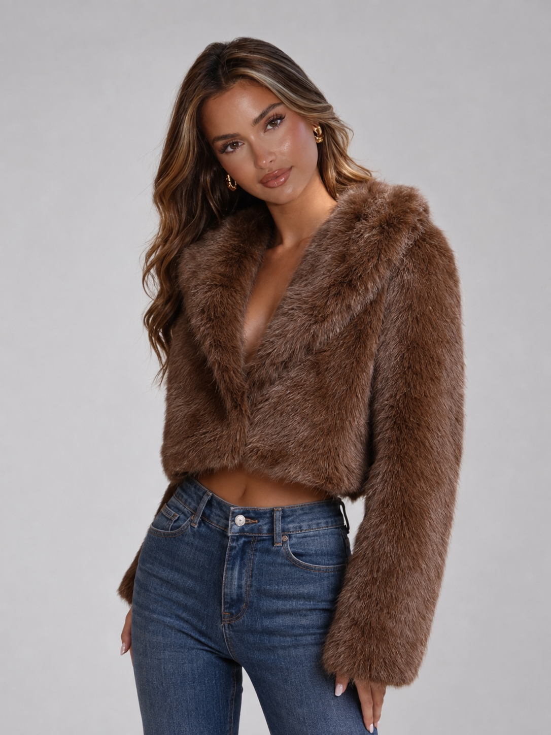 Veste Courte Femme Fourrure Synthétique Renard – Coupe Cropped | Glamour & Audace Hiver