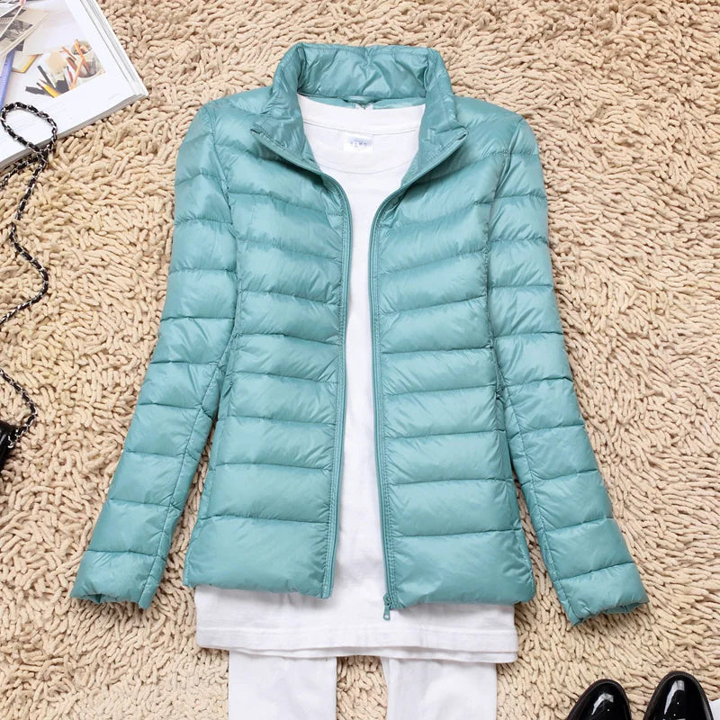 Doudoune Femme Ultra-Légère Capuche – Rembourrage Duvet Fermeture Zippée | Chaleur & Praticité