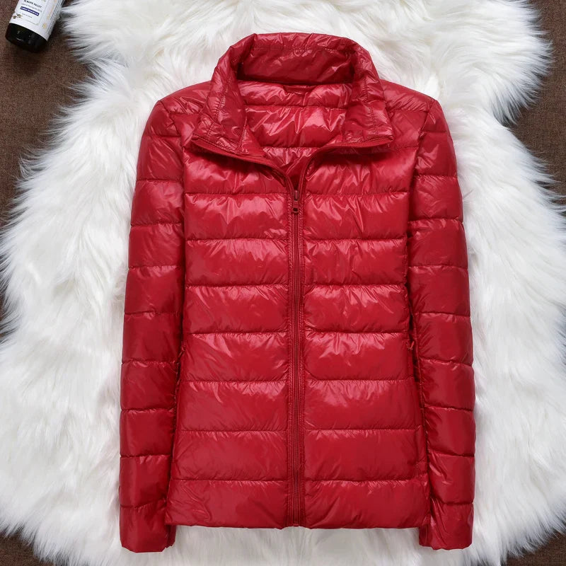 Doudoune Femme Ultra-Légère Capuche – Rembourrage Duvet Fermeture Zippée | Chaleur & Praticité