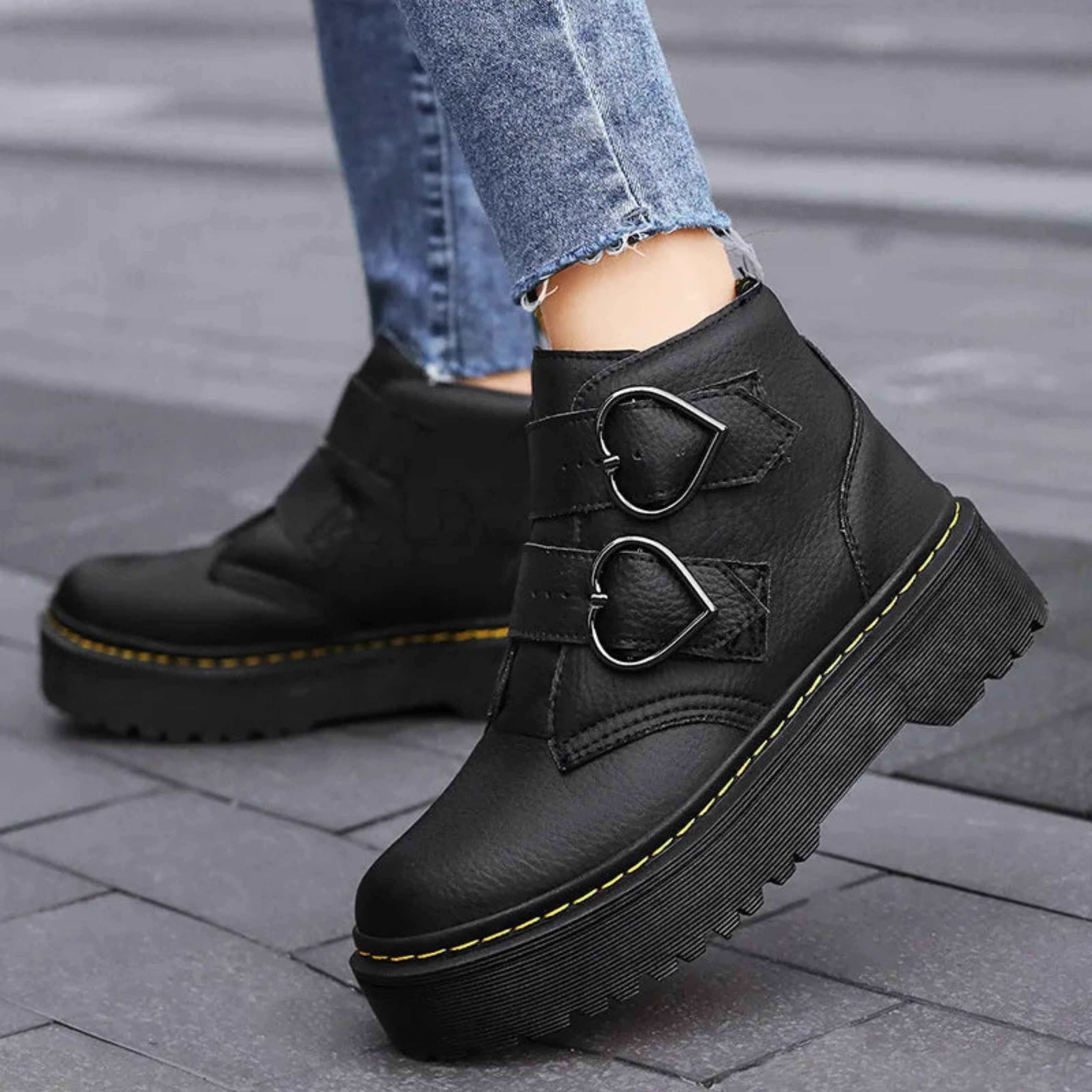 Solène | bottines femme à plateforme avec boucle cœur et semelle chunky