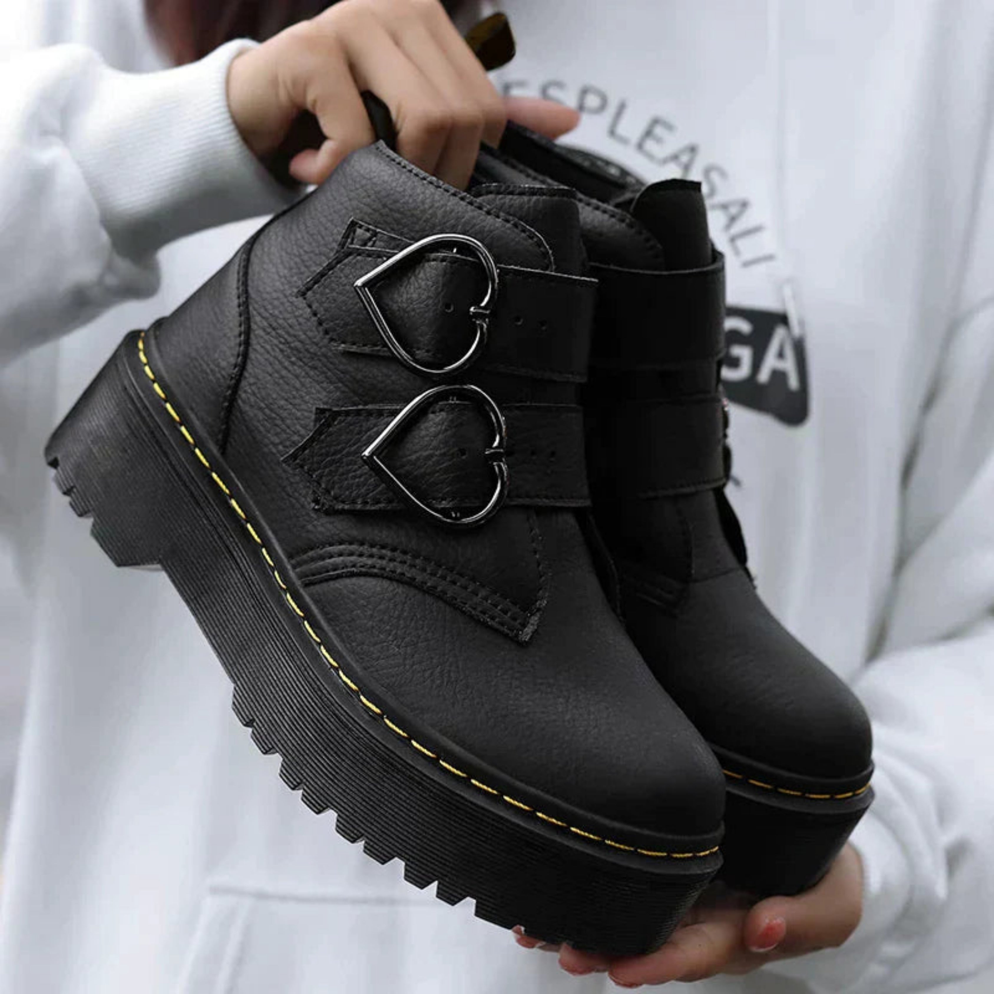 Solène | bottines femme à plateforme avec boucle cœur et semelle chunky