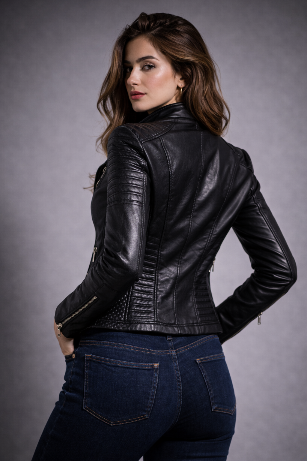 Blouson Biker Femme Cuir Véritable Matelassé – Coupe Slim Élégante | Roma Edition