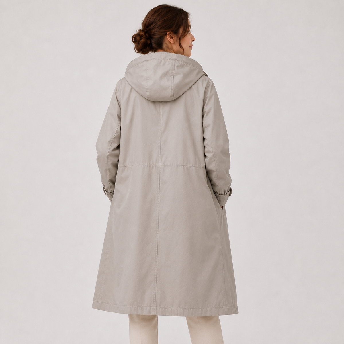 Coupe-Vent Femme Léger – Capuche Résistant à l'Eau | Style Moderne & Polyvalent Automne