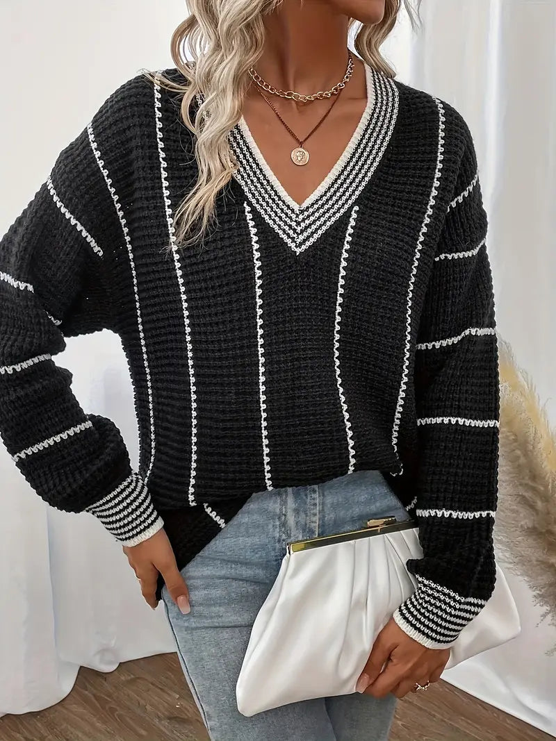 Pull femme à rayures verticales – tricot doux à col en V et manches longues