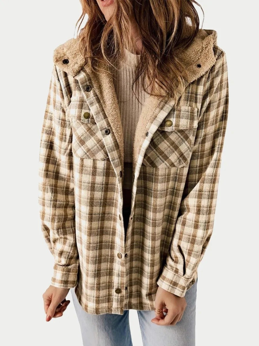 Veste Femme à Carreaux Capuche – Doublure Sherpa Fermeture Boutonnée | Style Cosy Automne Hiver