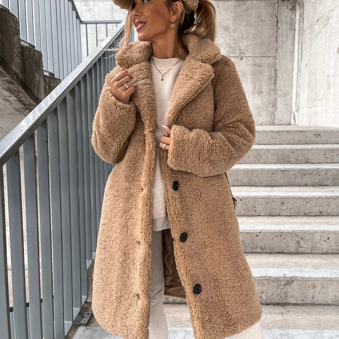 Manteau Long Femme Teddy – Coupe Oversize Boutons Col Cranté | Chaleur & Élégance Hiver
