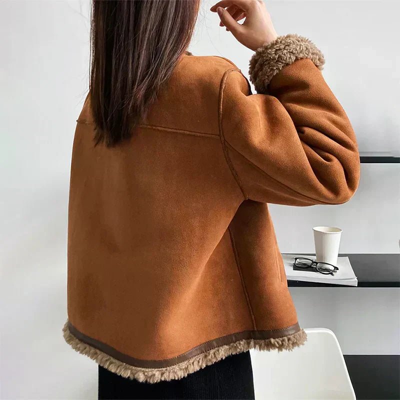 Veste Femme Fausse Peau de Mouton – Coupe Courte Boutonnée | Style Casual Chic Automne Hiver