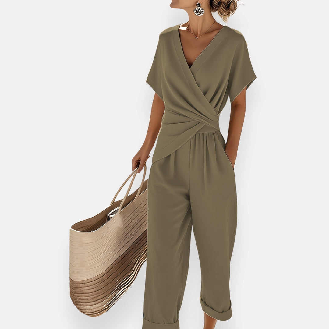 Combinaison femme à col cache-cœur - coupe fluide avec manches courtes et taille élastique