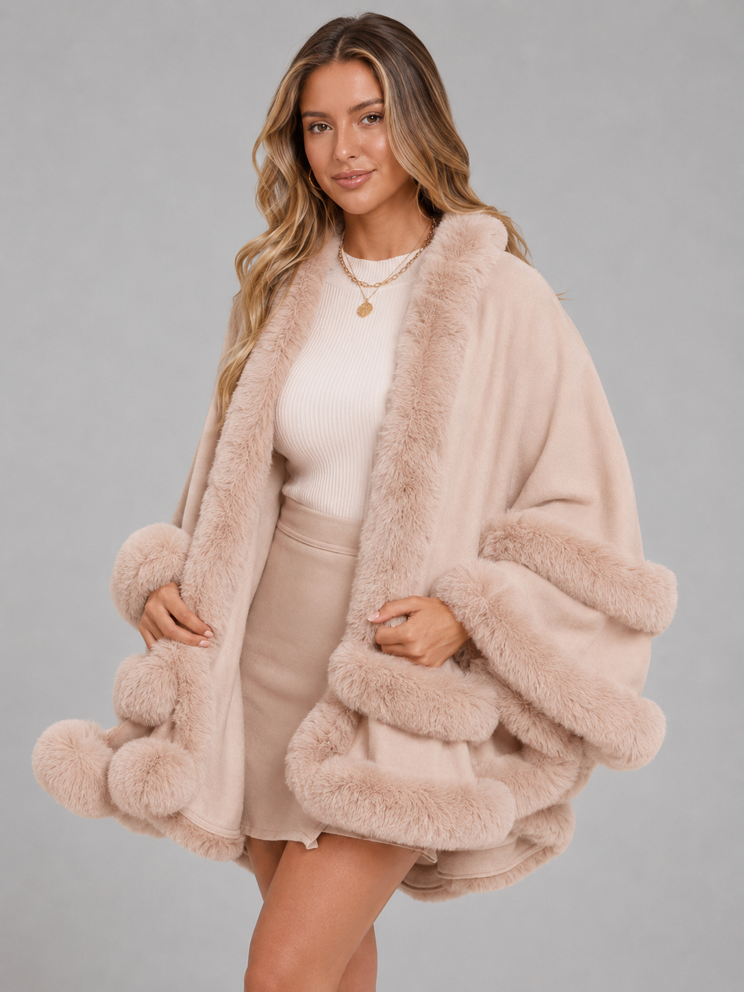 Cardigan Cape Femme Garniture Fourrure – Coupe Ample Douce | Élégance Cosy Hiver