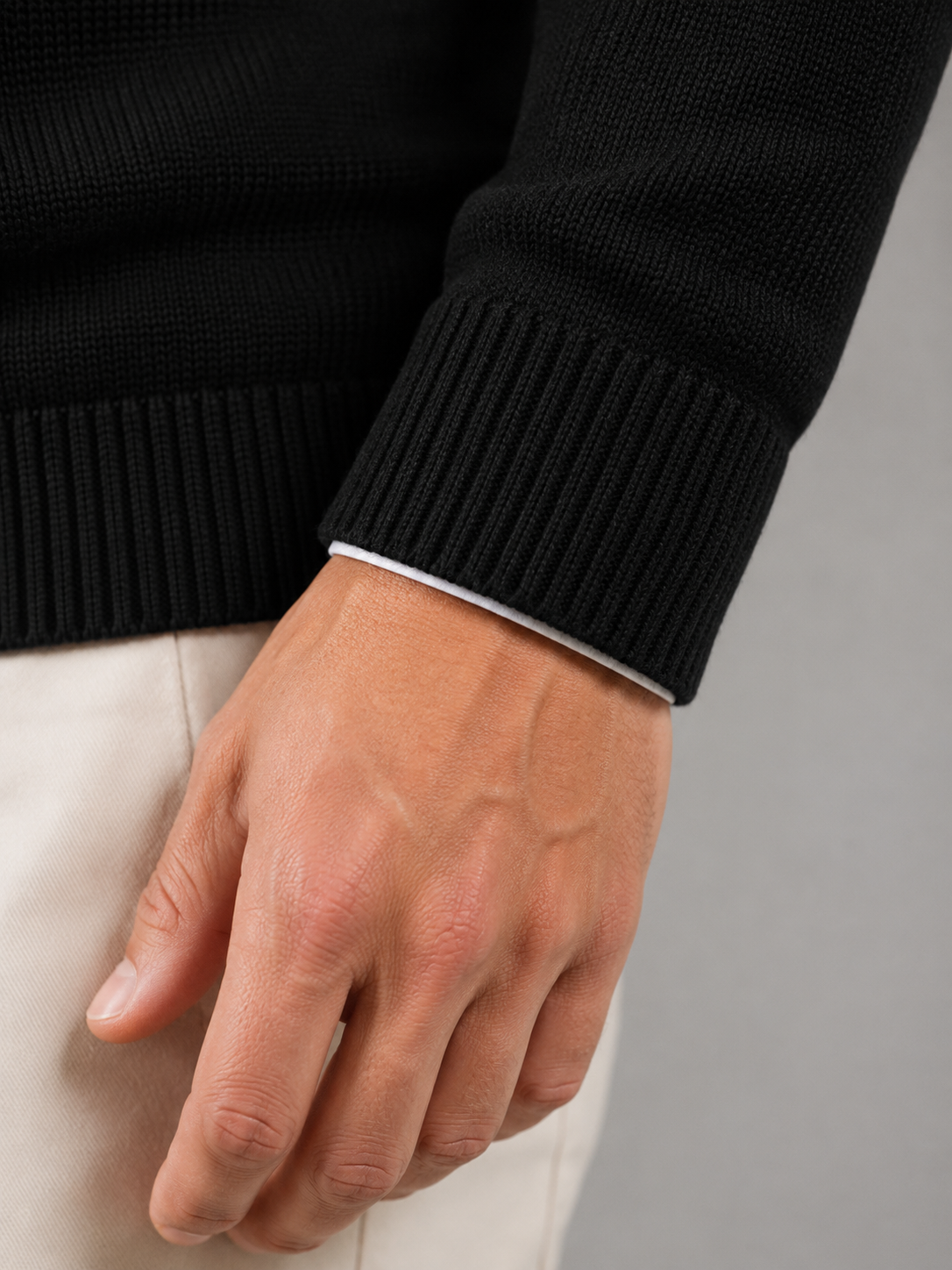 Pull Homme Col Mock Quarter-Zip – Maille Fine Liserés Contrastés | Smart Casual