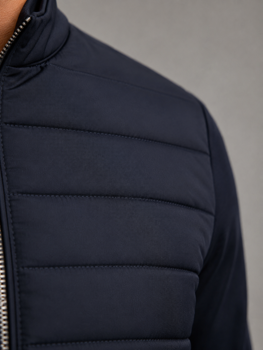 Veste Hybride Matelassée Homme Zippée – Col Droit Manches Jersey | Légèreté & Chaleur