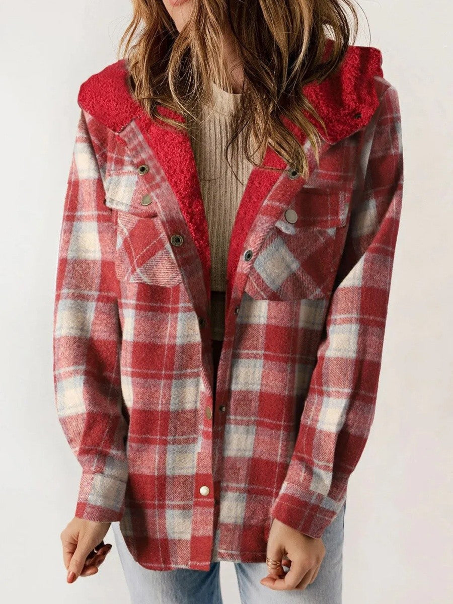 Veste Femme à Carreaux Capuche – Doublure Sherpa Fermeture Boutonnée | Style Cosy Automne Hiver