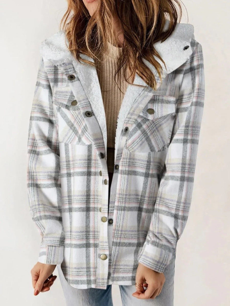 Veste Femme à Carreaux Capuche – Doublure Sherpa Fermeture Boutonnée | Style Cosy Automne Hiver