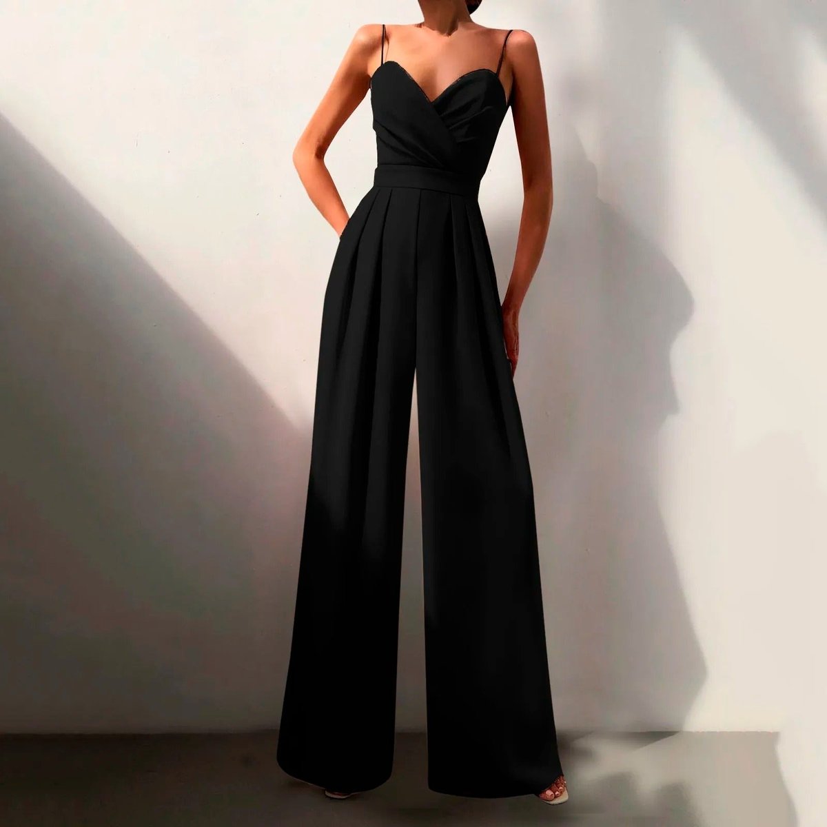 Combinaison Femme Soirée – Col Sweetheart Bretelles Fines Jambes Larges | Élégance Chic Garanti